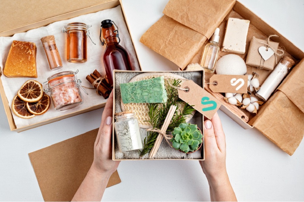 What is the best material to make gift boxes out of