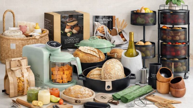 Top 8 Best Gift Baskets for Special Person This Year