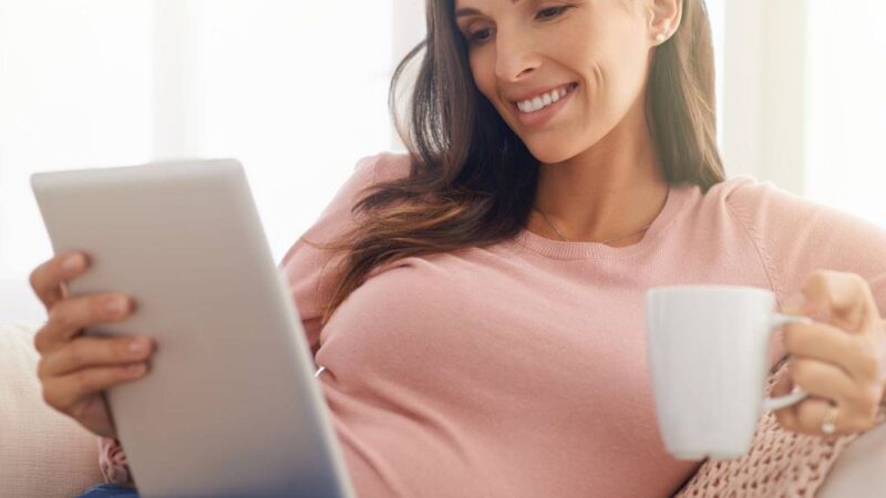 How to Choose the Best Gifts for Expecting Moms: Practical and Thoughtful Ideas