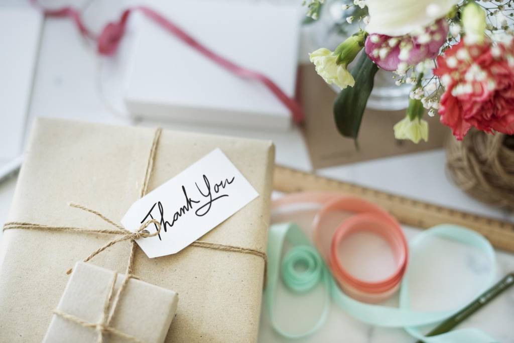 Gift Packing Present Creative Ideas Simplify Concept