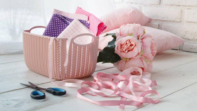 How to Create Meaningful Gift Baskets for Someone Special