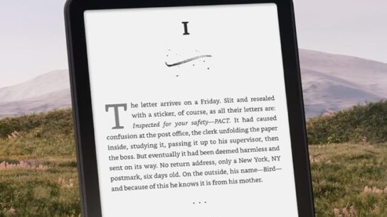 Amazon Kindle Paperwhite Signature Edition 32GB eReader in New York